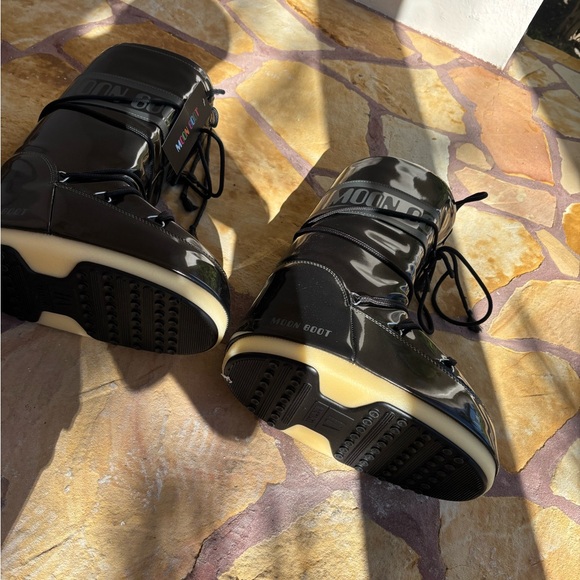 Moon Boot Black - Picture 3 of 4